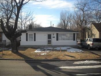 1st image of 4844 S 35th Ave W