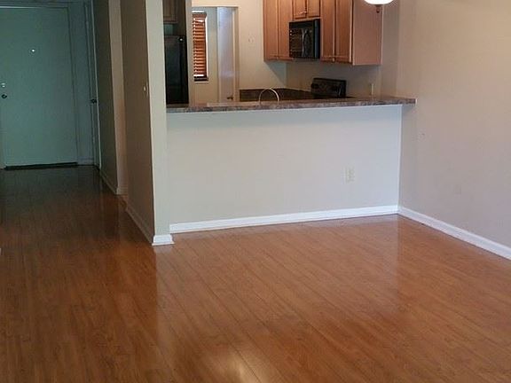 3rd image of 2934 Plaza Terrace Dr #2934