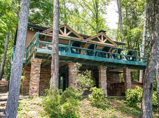 43 Levi Ln, Lakemont, GA 30552