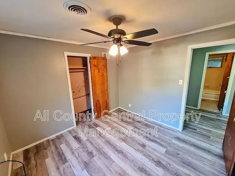 3346 Bedford Ln — Photo 4