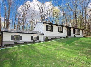 35 Key Rock Rd, Newtown, CT 06470