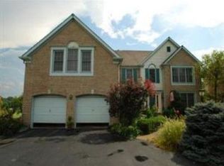 489 Vista Gln, Cincinnati, OH 45246