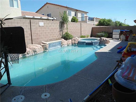 5th image of 9312 Thunder Falls Ct