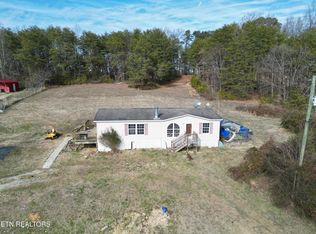 320 Hance Way, Dandridge, TN 37725