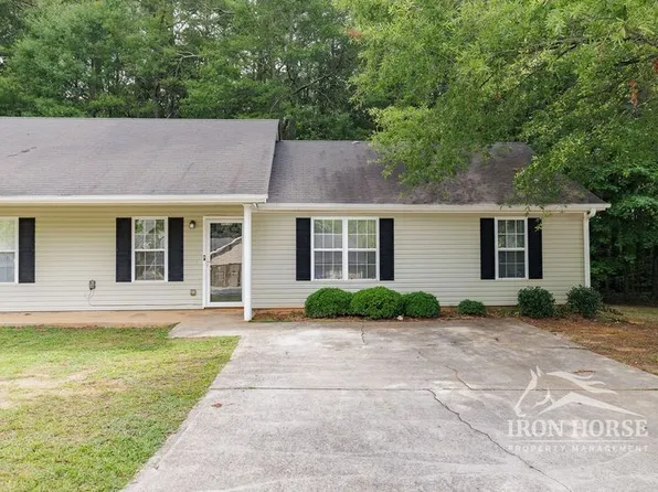 605 Baron Dr #B, Monroe, GA 30655