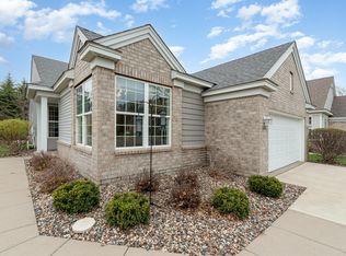 1686 Oakbrooke Ct, Eagan, MN 55122