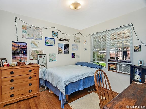 5th image of 1852 E Grand Ave