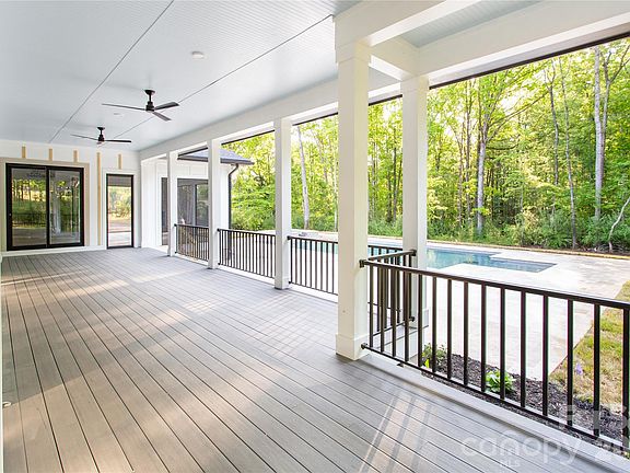 5th image of 1010 Cane Manor Ct #8