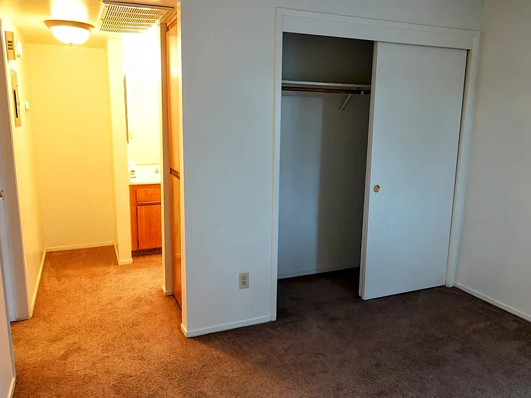 Northridge Apartments — Photo 6