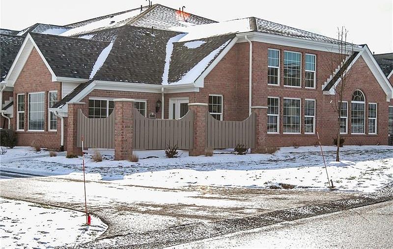 1st image of 1542 Parkwood Pointe Dr