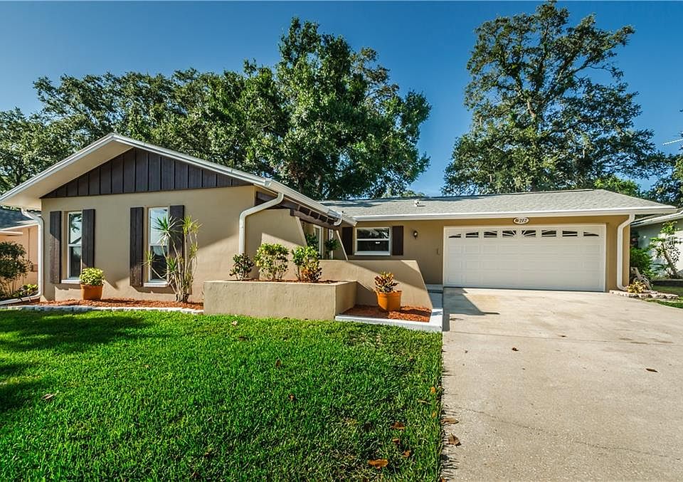 1st image of 212 Meadowcross Dr