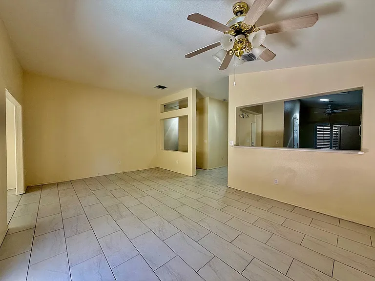 495 Edgefield Ridge Pl — Photo 37