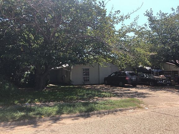 3rd image of 312 Cliff Dr