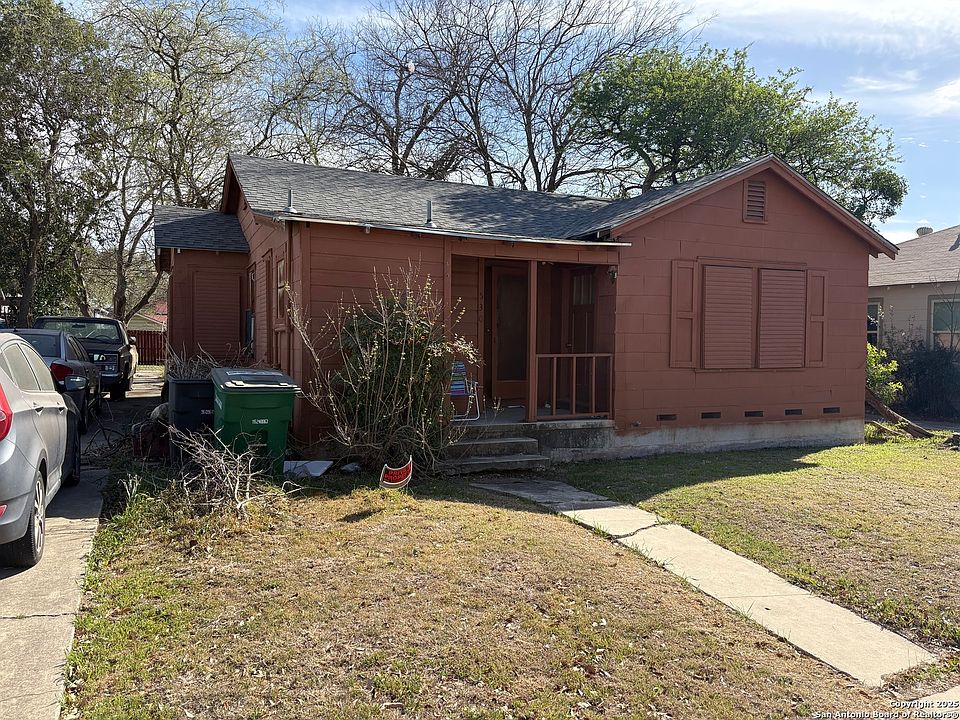 1st image of 530 W Olmos