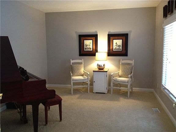 3rd image of 13190 Ashley Creek Dr