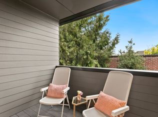 117 Wells Ave S #2, Renton, WA 98057