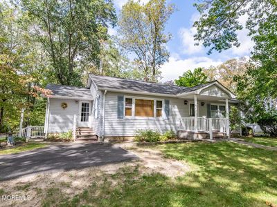 806 W Farms Road, Howell, NJ, 07731