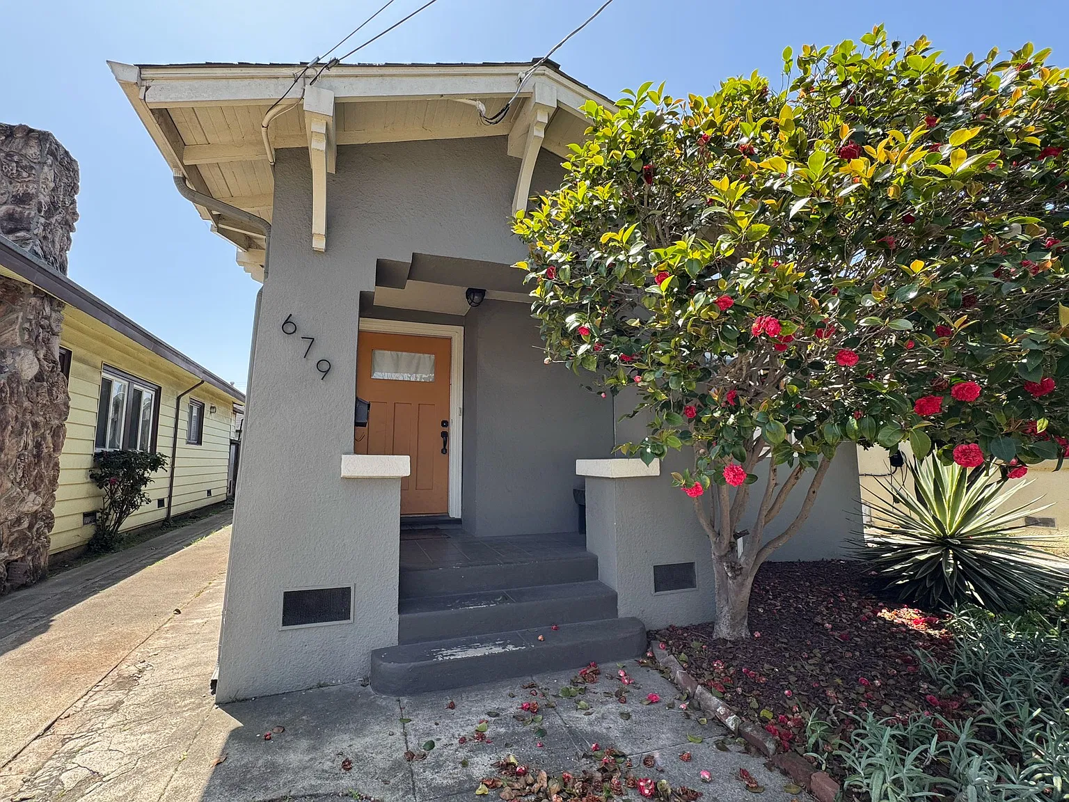 2 bed, 1.5 bath, 1092 sqft, $4,095 — Photo 3