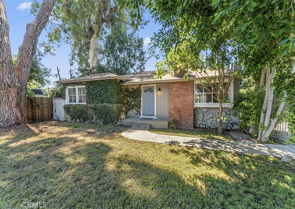 1st image of 23238 Victory Blvd