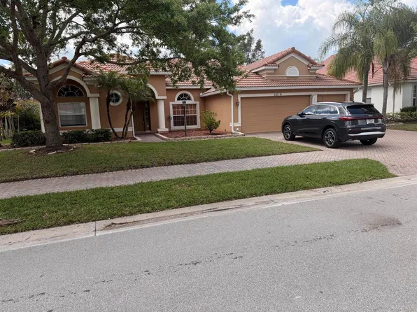 2218 SW Panther Trce, Stuart, FL 34997