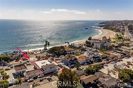 2 bed, 1000 sqft, $5,800 — Photo 3