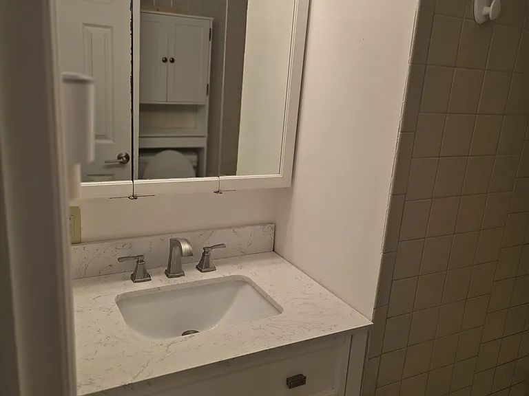 18 Donna Dr #2 — Photo 14