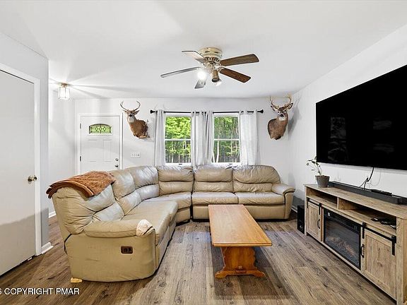 5th image of 713 Lily Rd