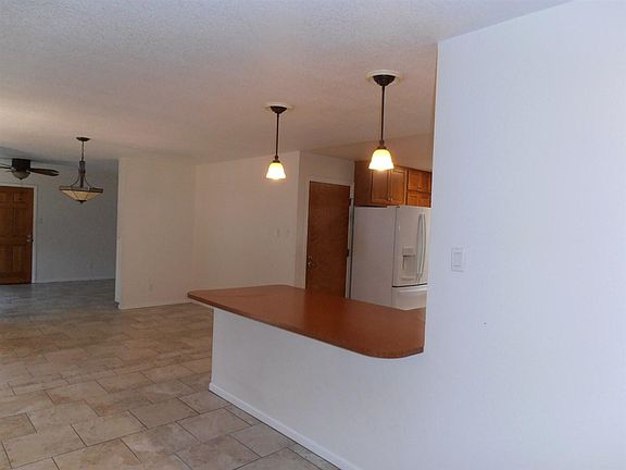 5th image of 317 Sherrill Ln Unit 23