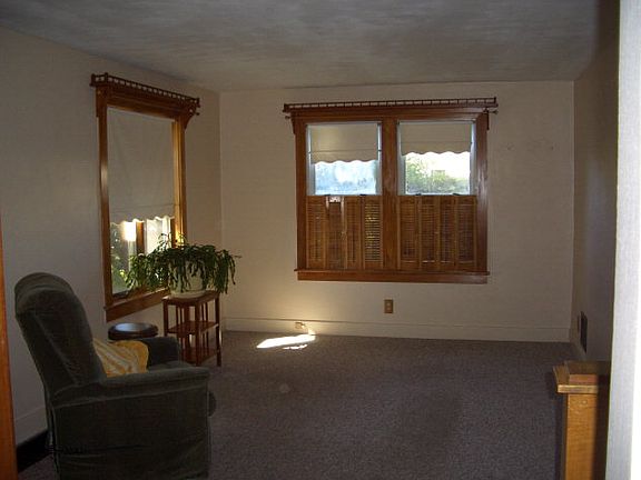 4th image of 4 Depot St
