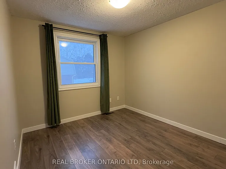 457 Wilkins St — Photo 6