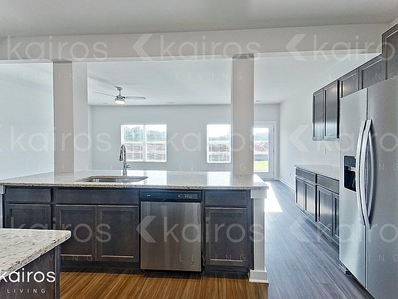 4th image of 6109 Stonewater Ct NW