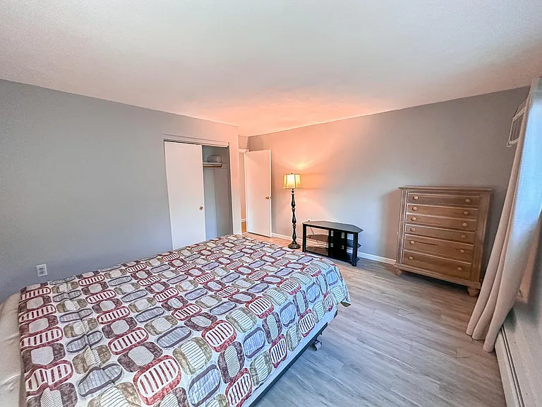 35 Andrew St #10 — Photo 13
