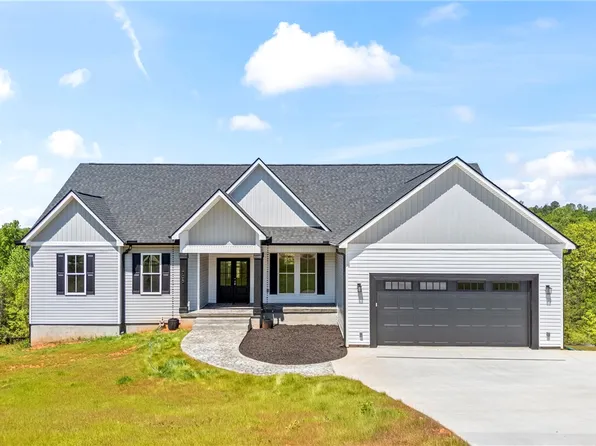 705 Comet View Ct, Westminster, SC 29693