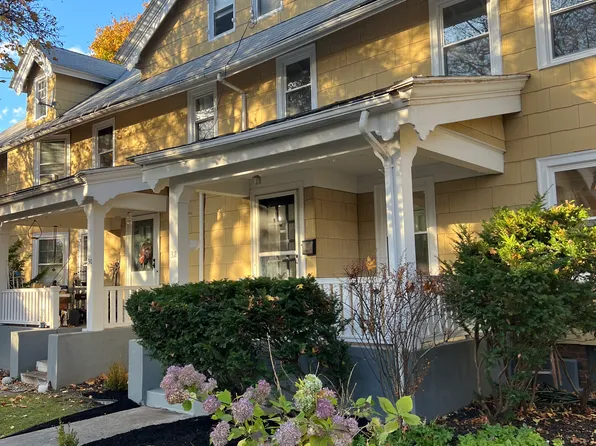 32 Thayer St, Rochester, NY 14607