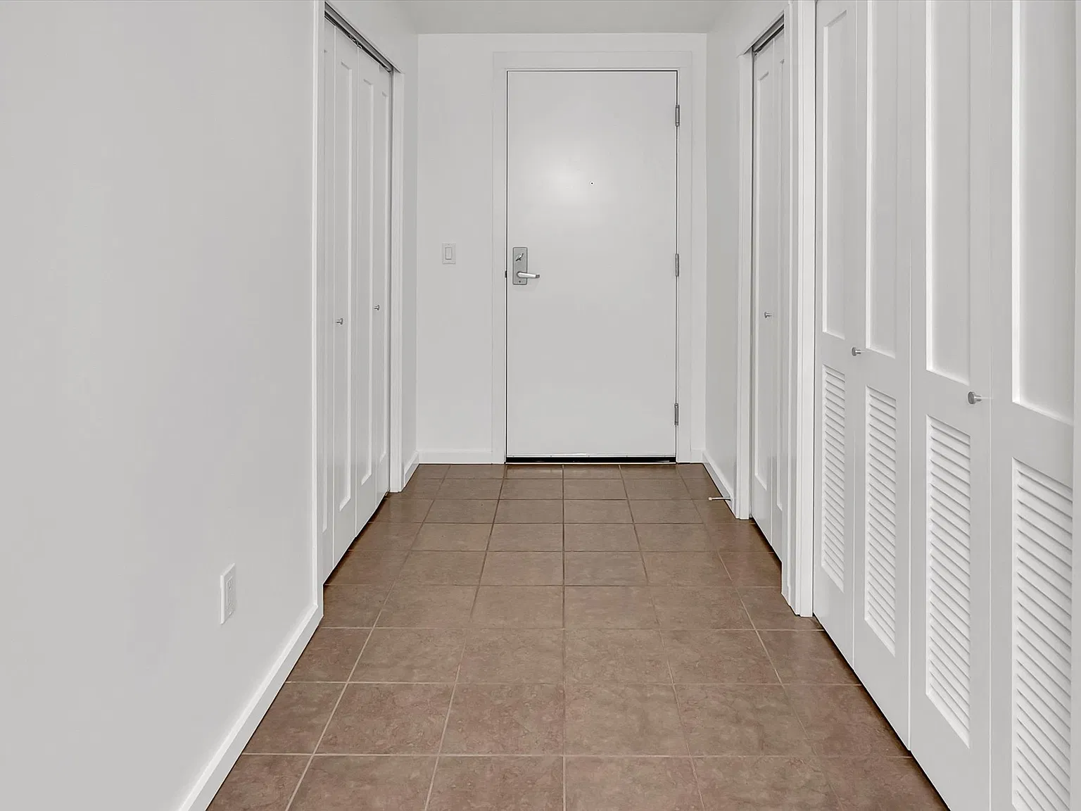 76 Cedar St — Photo 4