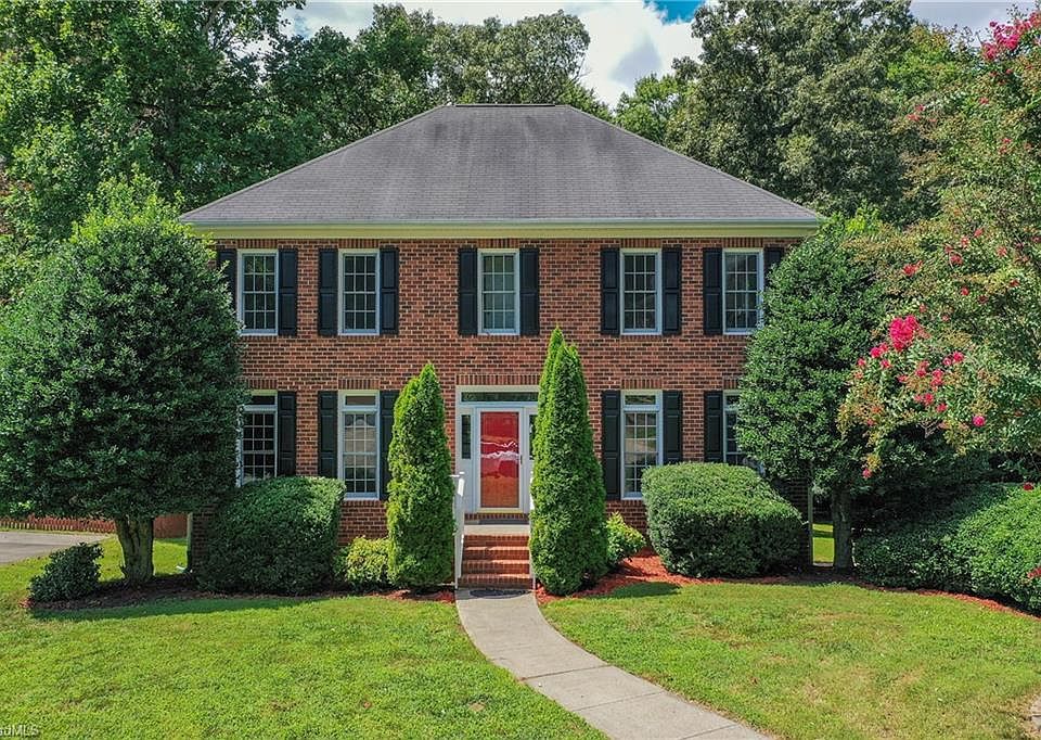 1st image of 2686 Glen Forest Dr