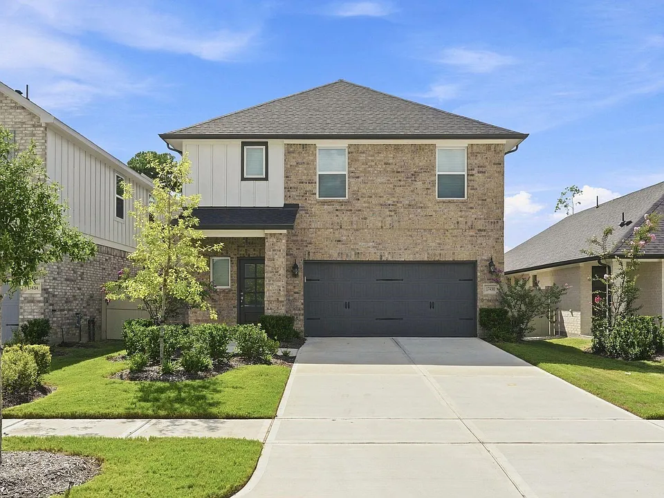 17430 Rosette Grass Dr