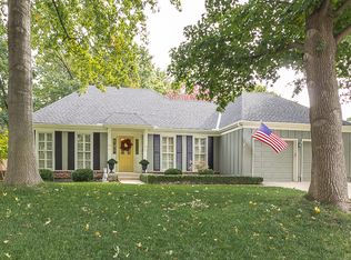 10229 Long St, Lenexa, KS 66215