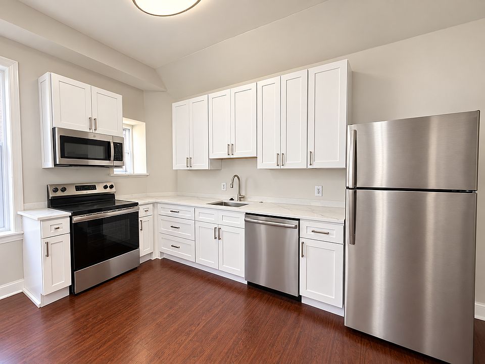 1st image of 1322 Locust St APT 3F