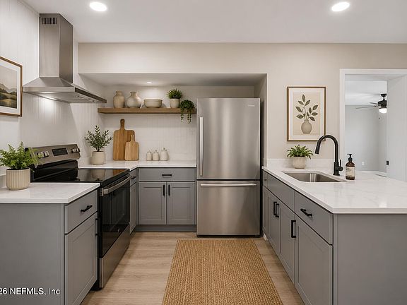 4th image of 10554 DOBELL Road