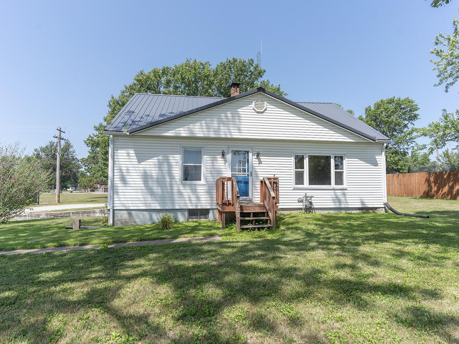 1621 N Missouri Ave, Marceline, MO 64658 Zillow
