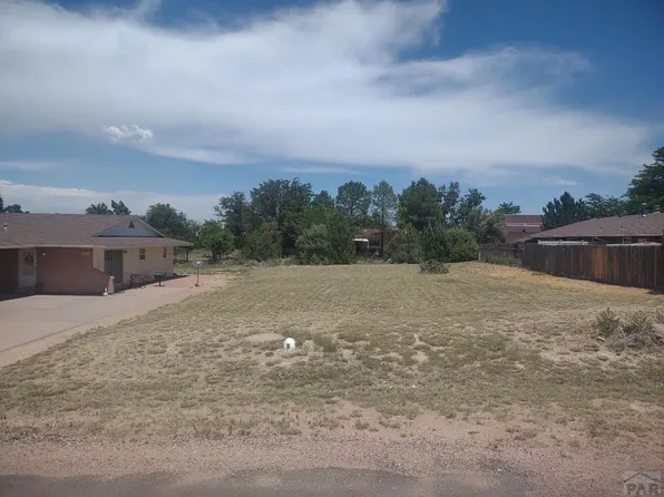 437 W Peppertree Way, Pueblo West, CO 81007
