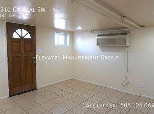1210 Central Ave SW APT 4, Albuquerque, NM 87102