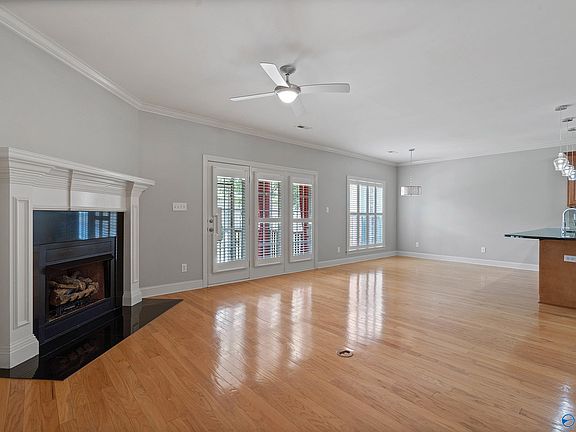 4th image of 3177 Mallard Point Dr SE