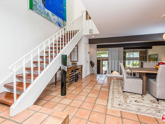 5th image of 1800 Palisades Dr