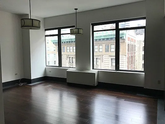 Rented by La Seven Inc. | media 7