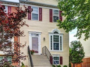 21970 Box Car Sq, Sterling, VA 20166