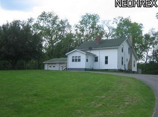 1023 Howell Rd, East Palestine, OH 44413