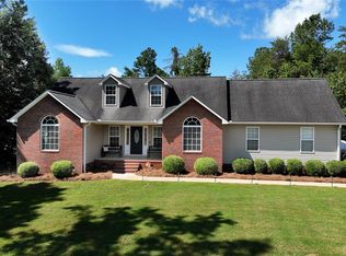 129 Ridgeland Dr, Six Mile, SC 29682