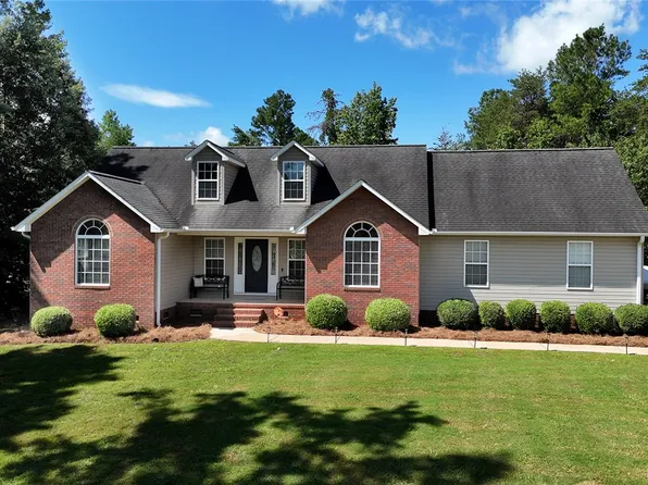 129 Ridgeland Dr, Six Mile, SC 29682